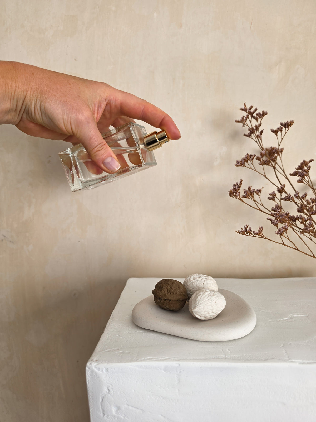 Walnut Scent Stones — Savia